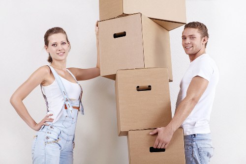 Home removals support for Eltham family properties
